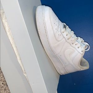 Nike Air Force 1